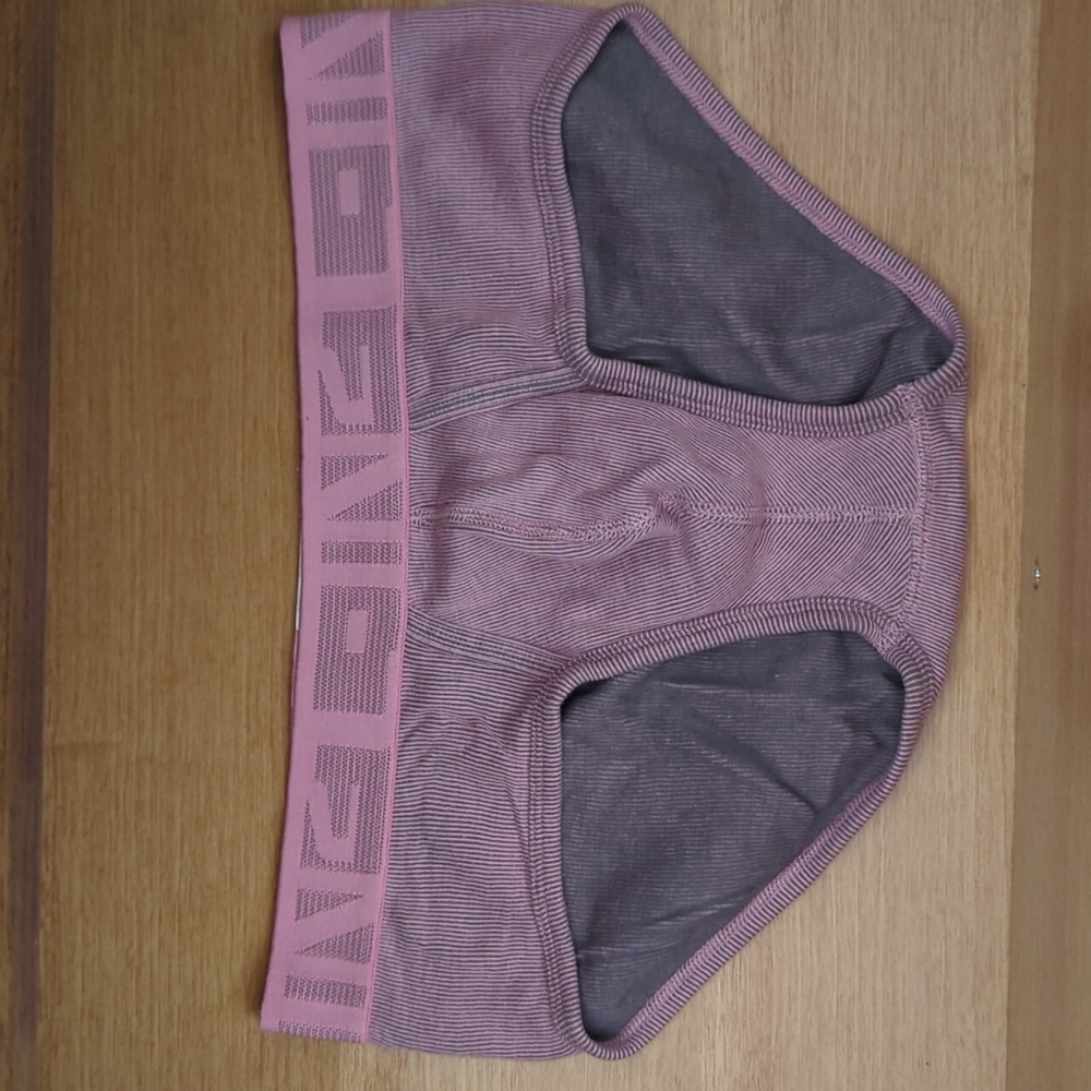 Undertone brief